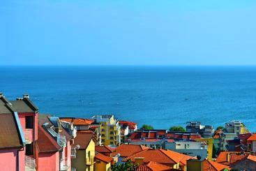 پانسیون Joro Guest House