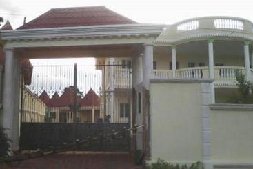 Pension (Hôtel basse catégorie) Manoir Des Innocents