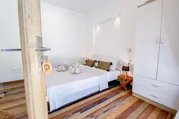 Pension Villa Kudì Maldives Guest House Thulusdhoo