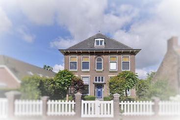 ベッドアンドブレックファースト Gasterij D'ouwe Pastorie