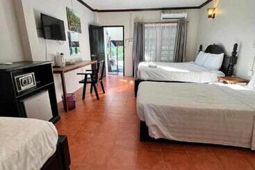 פנסיון Nice View Guesthouse