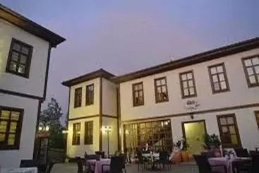 Retkeilymaja Kanoglu Konagi