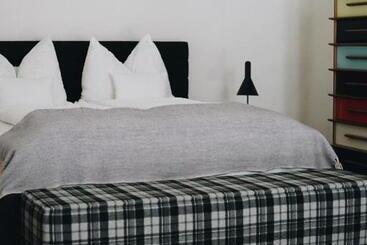 酒店 Heurigenhof Bründlmayer