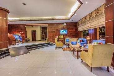 Апарт-отель Al Muhaidb King Abdul Aziz   Al Malaz