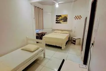 ペンション Pousada Luar