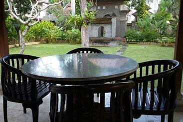 Pensão Puri Kutat Lestari