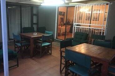 Пансион The Orchards Executive Accommodation Mp