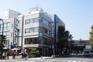 بنسيون Luna Inn