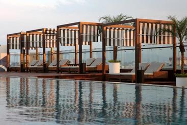 هتل آپارتمان Cs Palace