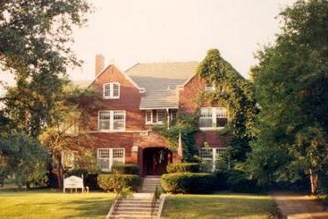 ユースホステル The Rogers House Inn Bed And Breakfast