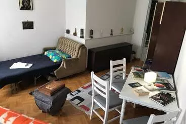 پانسیون Prenociste Chardak