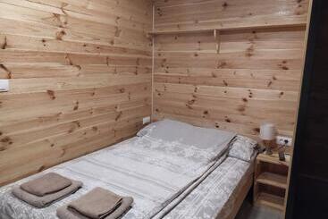 پانسیون Rooms Green Set