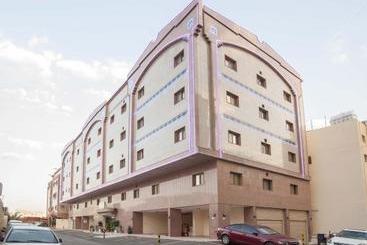 Aparthotel Al Ezzah Palace Hotel Suites