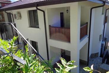 פנסיון Cloudbase Guesthouse