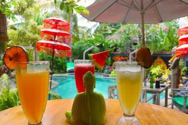 膳宿费 Hobbit S House Homestay