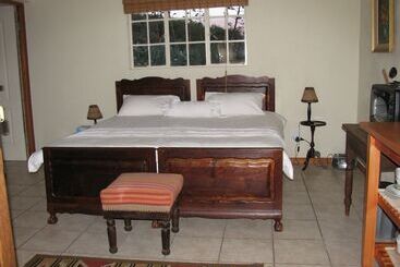 호텔 Die Ou Huis Accommodation