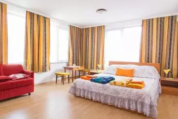 پانسیون Guest House Tulen
