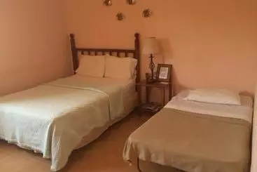 پانسیون Hostal Doña Maria