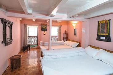 پانسیون Nyatapola Guest House