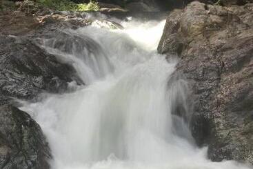 膳宿费 Calibishie Sandbar