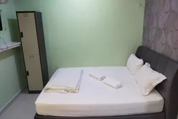 ペンション Leaf Guest House