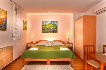 Pensjonat Guesthouse Les