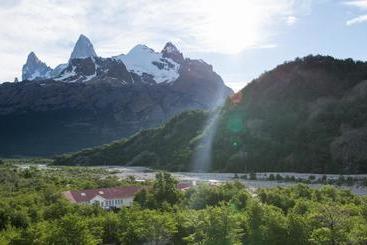 הוסטל Hostería El Pilar