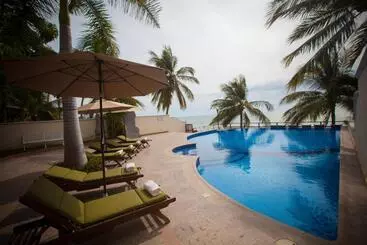 Aparthotel Banderas Suites