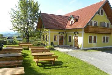 בית מלון כפרי Gästehaus Lisa