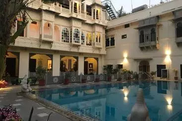 Hotel Mahendra Prakash