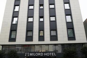 Otel Milord