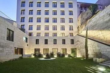 Hotel Portobay Flores