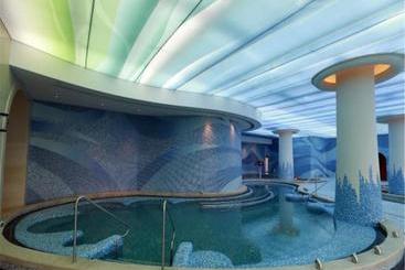 酒店 Alllegend Hotspring Resort