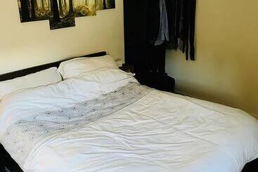 شقق خاصة سياحية Granary Mews