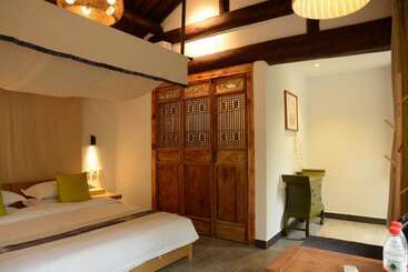 Hostal Home Coming Persimmon Furrow