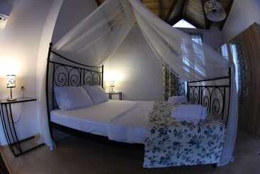 Hotel Karaburun Mimoza Apart