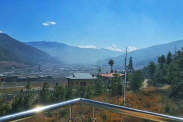 هتل Soenam Tsokhang Resort