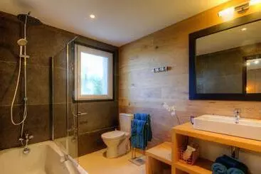 Aamiaismajoitus (B&B) Au Pied Des Oliviers