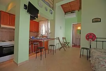 آپارتمان‌های توریست‌ها Spedion Villa Gytheio