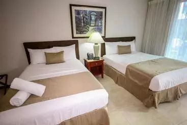 Beachfront Hotel Tramonto