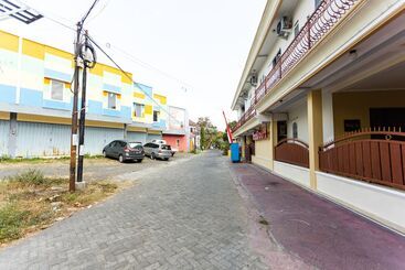 Hotel Reddoorz @ Danau Bratan