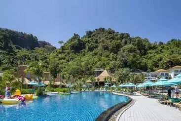 Phi Phi Coco Beach Resort   Sha Extra Plus