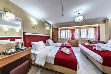 ホテル Cihangir Palace