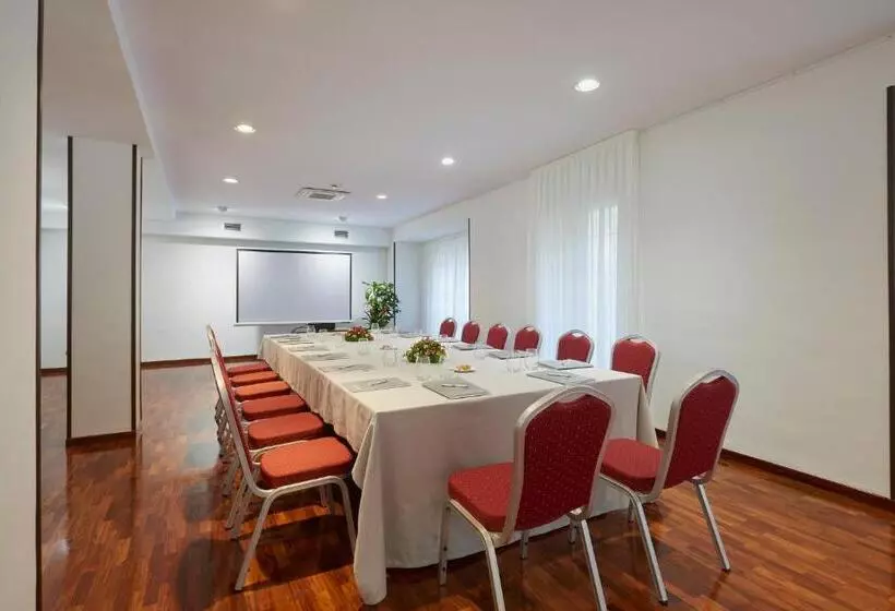 酒店 La Serrana, Antiguo 40 Nudos