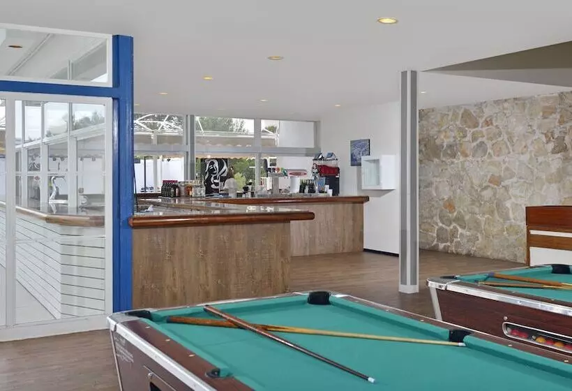 בית מלון כפרי Aluasun Cala Antena All Inclusive