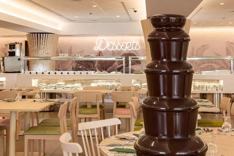 בית מלון כפרי Ambassador Playa I