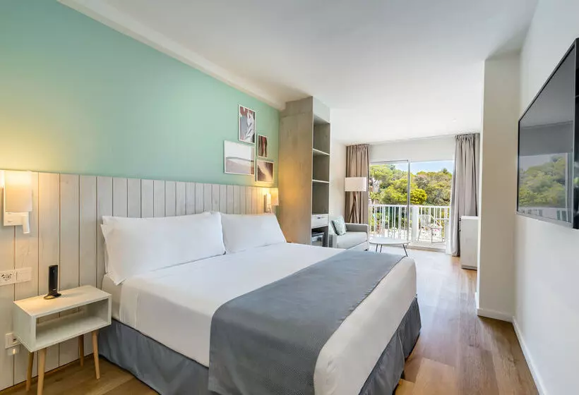 Отель Barceló Ponent Beach