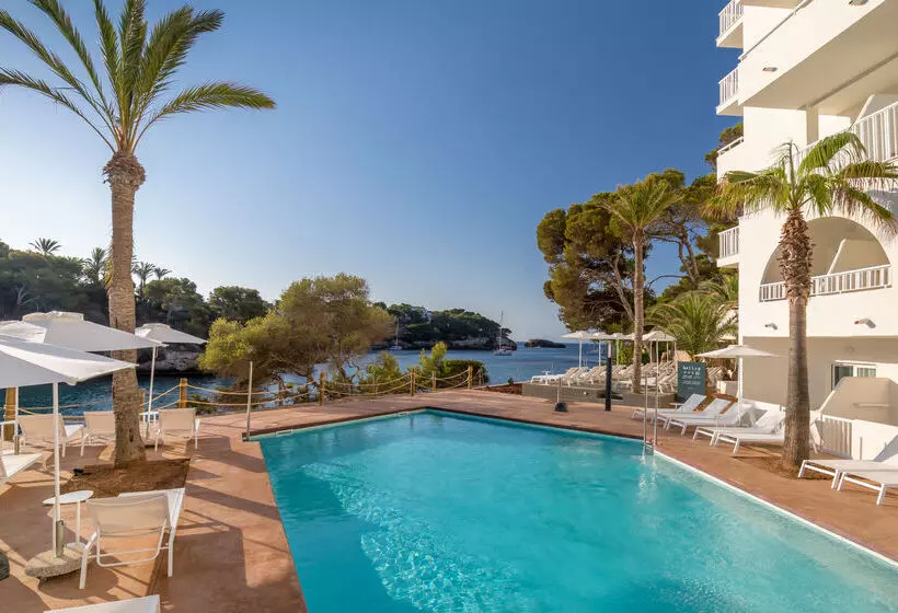 Отель Barceló Ponent Beach