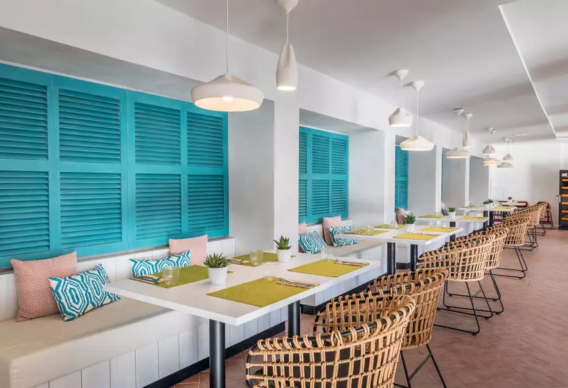 Отель Barceló Ponent Beach