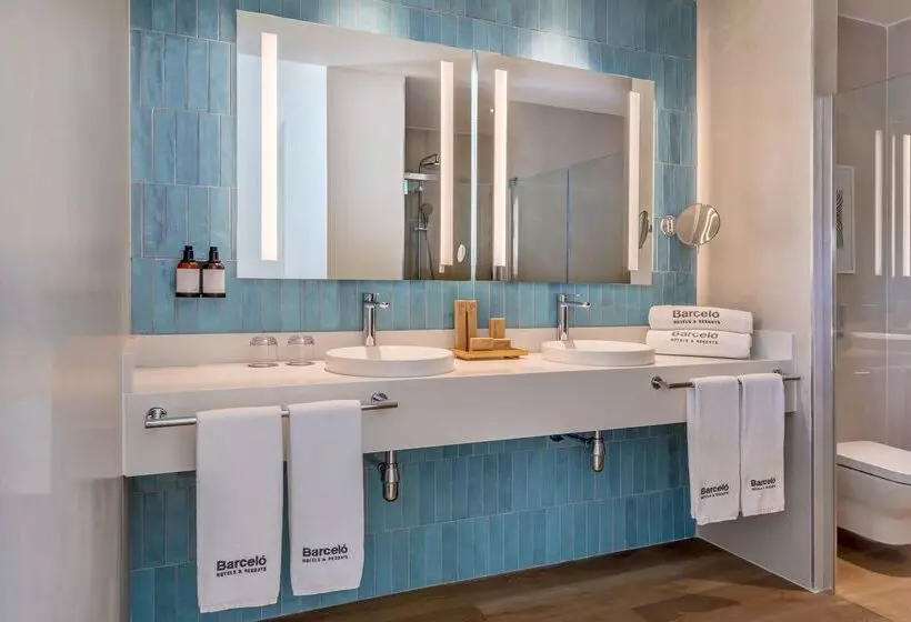 Отель Barceló Ponent Beach